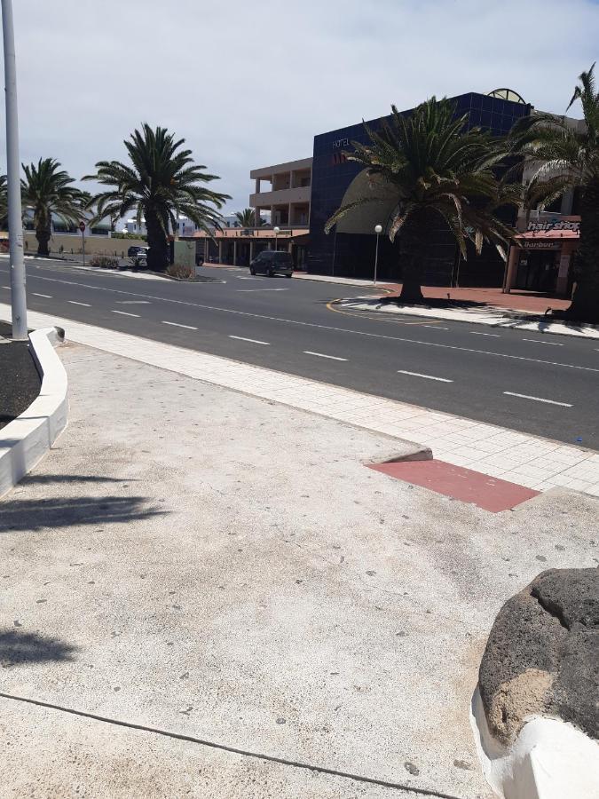 El Gueco Holiday Apartment Costa Teguise Exterior photo