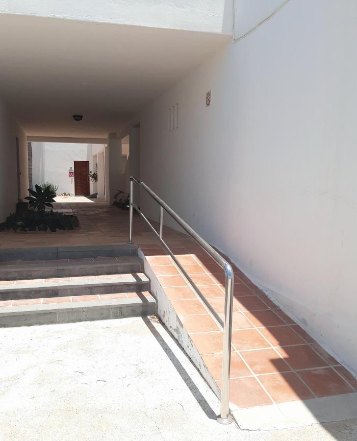 El Gueco Holiday Apartment Costa Teguise Exterior photo